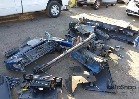 2003 Cadillac Escalade Ext z USA, uszkodzony, nr VIN 3GYEK63N73G176600